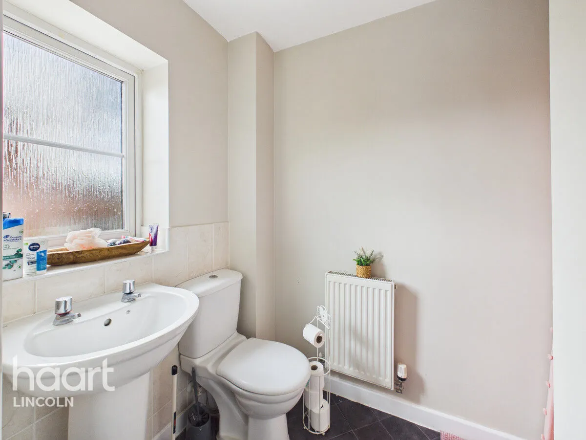 Juniper Way, Witham St Hughes, LN6, photo 10
