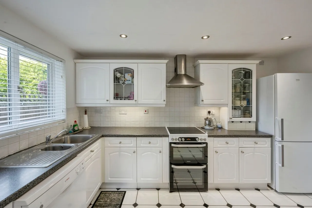Wellingley Road, Balby, Doncaster, South Yorkshire, DN4, photo 9