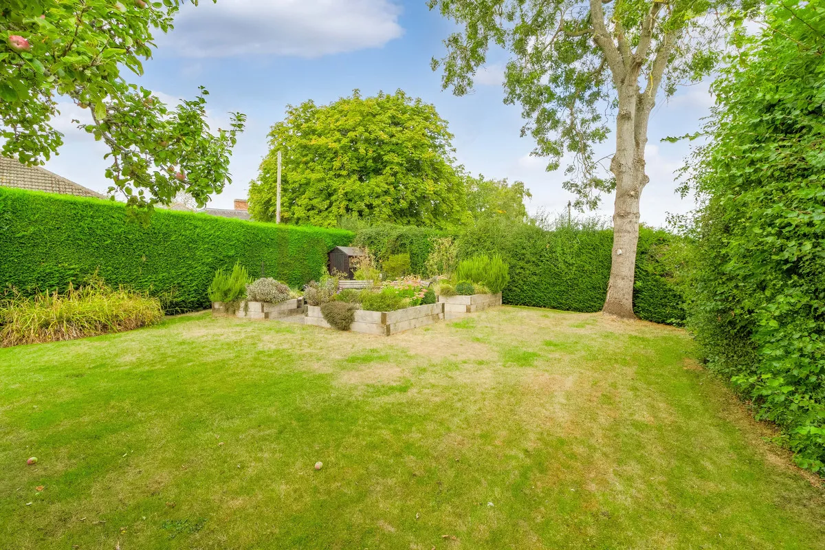 Stoke Goldington Newport Pagnell, MK16, photo 28