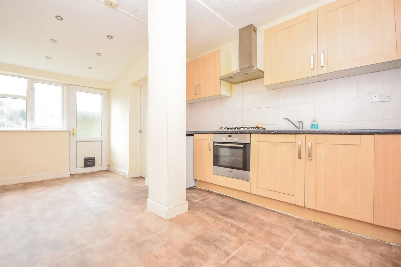 Wallis Road, Kettering, NN15, photo 7