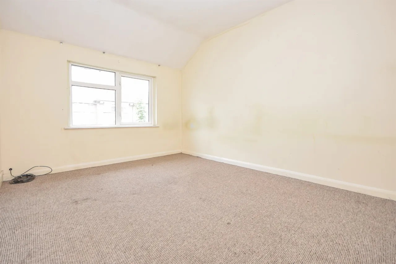 Wallis Road, Kettering, NN15, photo 3