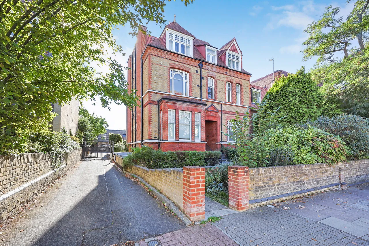 1 bed flat to rent, Cambalt Road, Putney, SW15