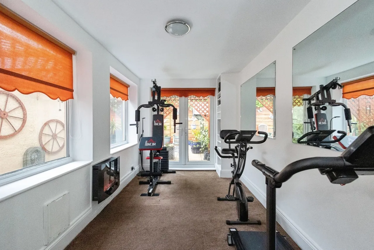 Whitchurch Road, Manchester, Greater Manchester, M20, photo 18