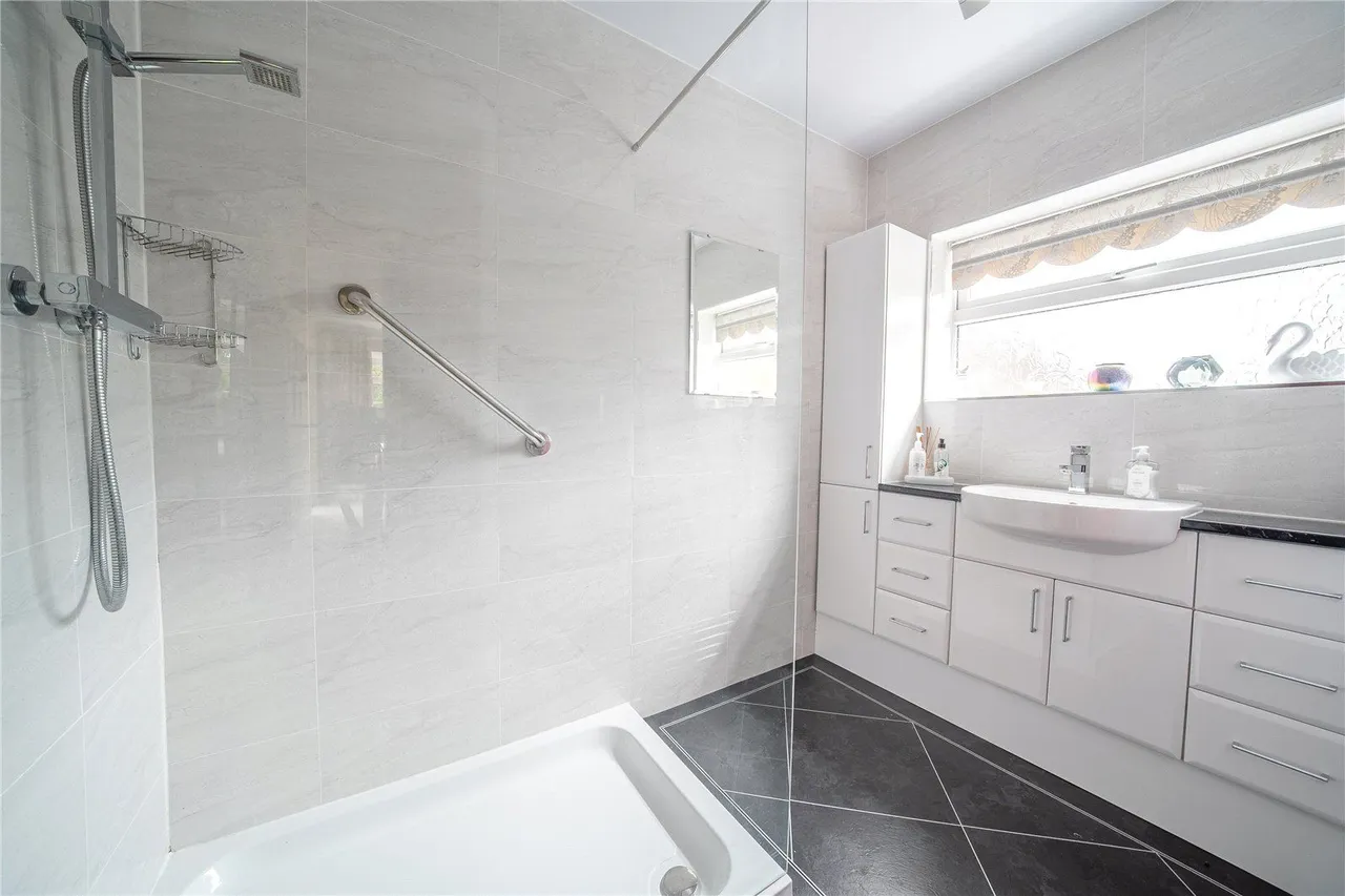 Gascoigne Court, Barwick in Elmet, LS15, photo 10