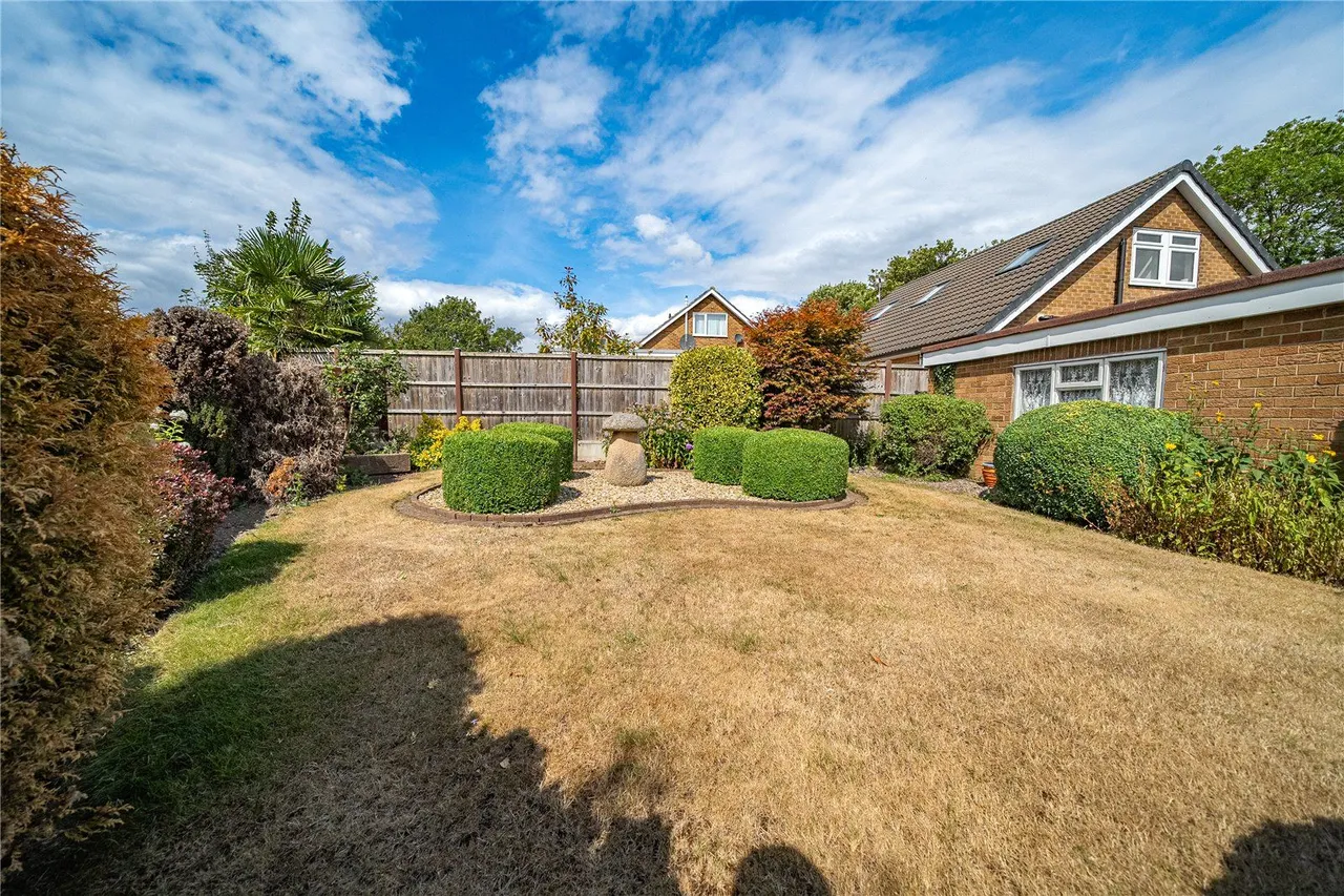 Gascoigne Court, Barwick in Elmet, LS15, photo 23