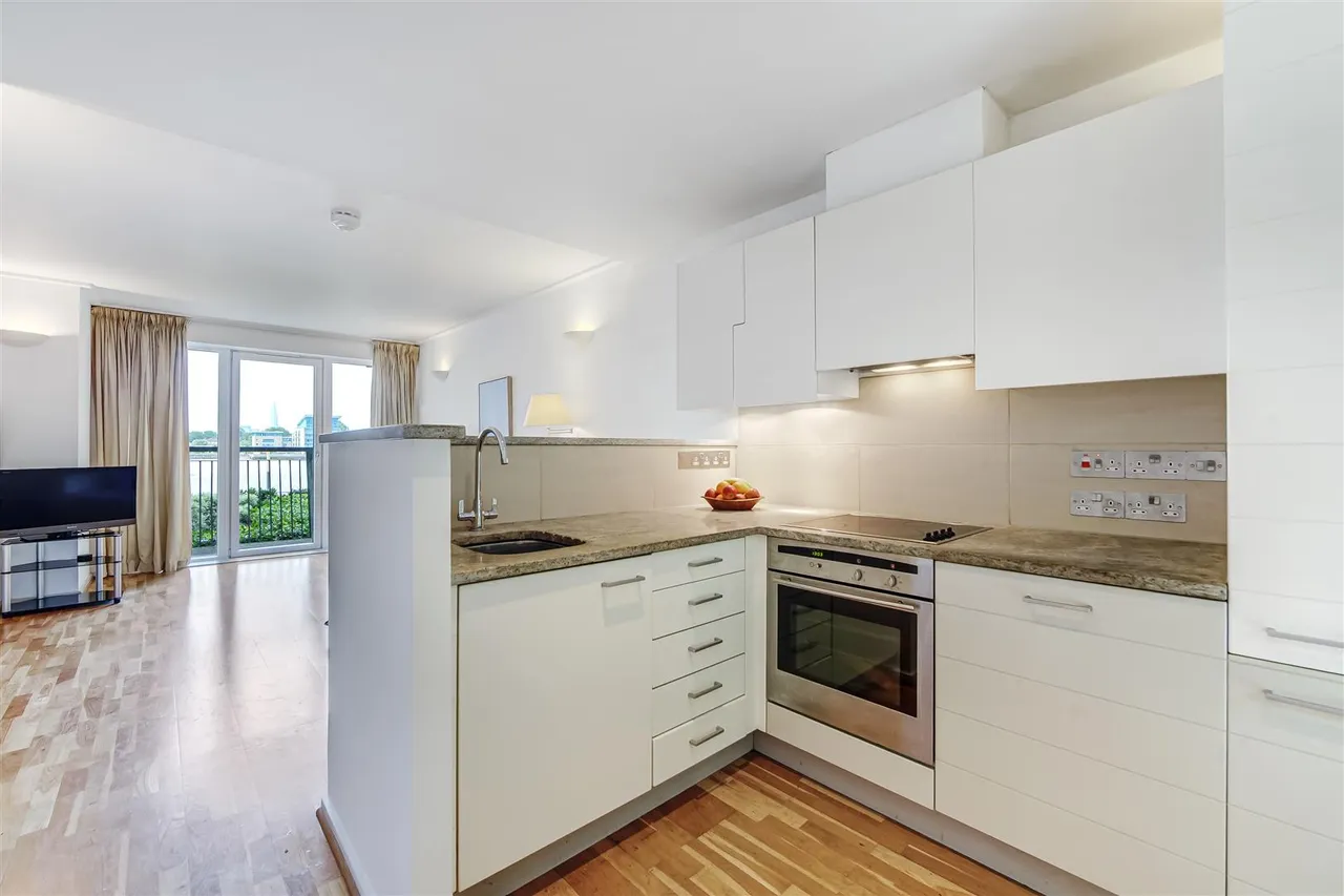Seacon Tower, Seacon Wharf, Hutchings Street, London, E14 8JX, photo 5