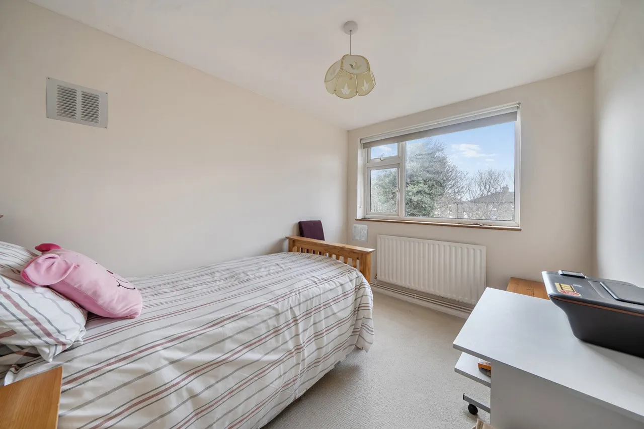 Wisteria Road, SE13, photo 7