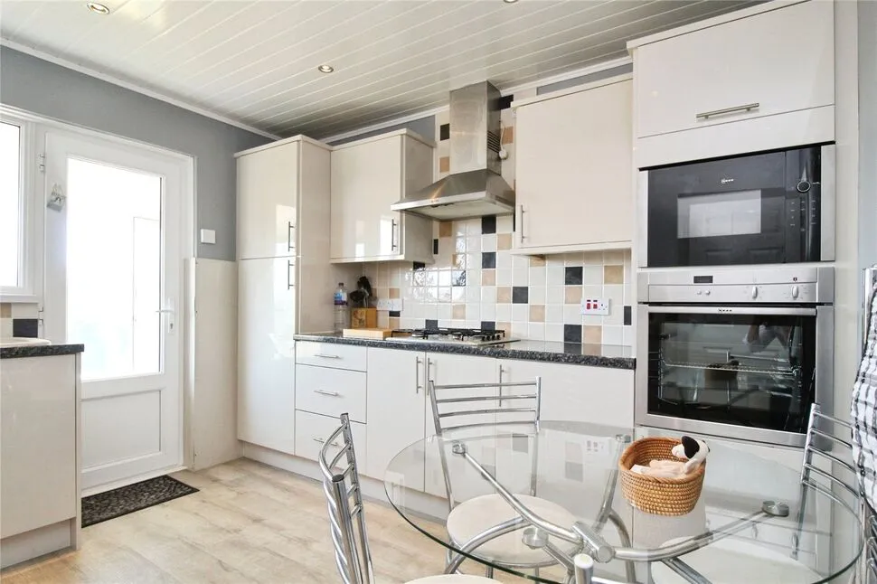Ridgeway Close, Newton Abbot, Devon, TQ12, photo 3