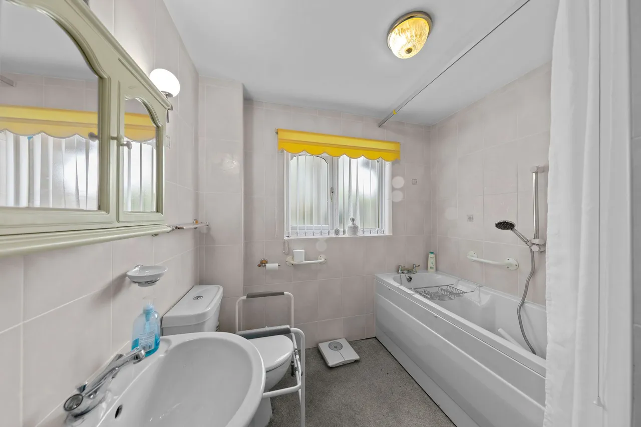 Woodside Court, Dudlows Green Road, Warrington, WA4 5EH, photo 10