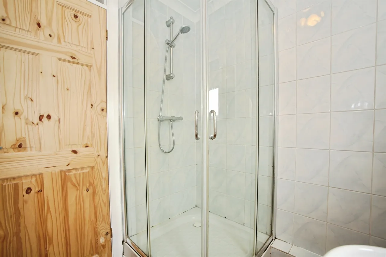 Cwrt Y Waun, Beddau, CF38, photo 14