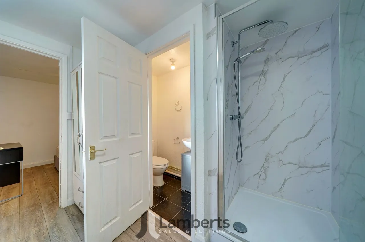 55 Langley Close, Redditch, photo 8