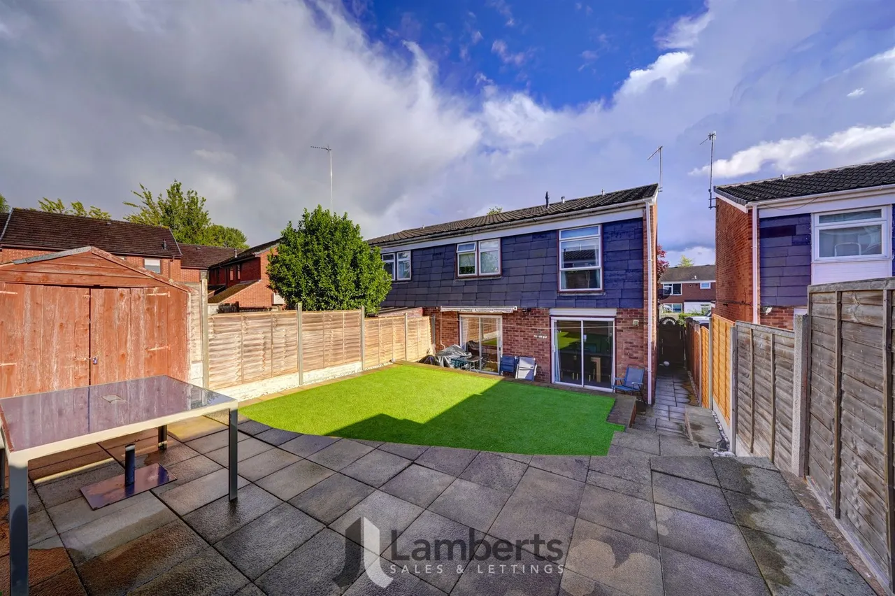 55 Langley Close, Redditch, photo 18