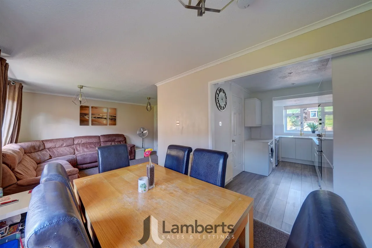 55 Langley Close, Redditch, photo 13