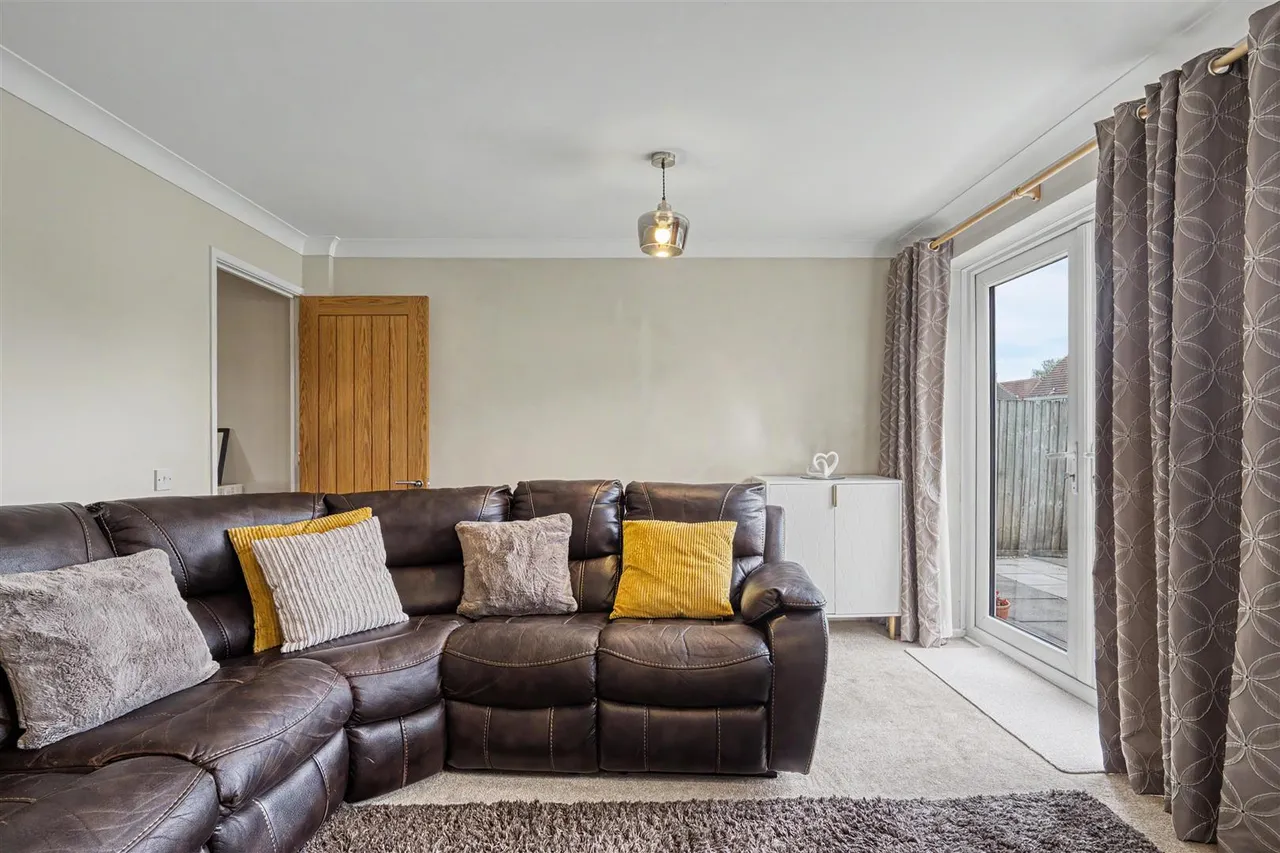 Cloverfields, Gillingham, photo 12