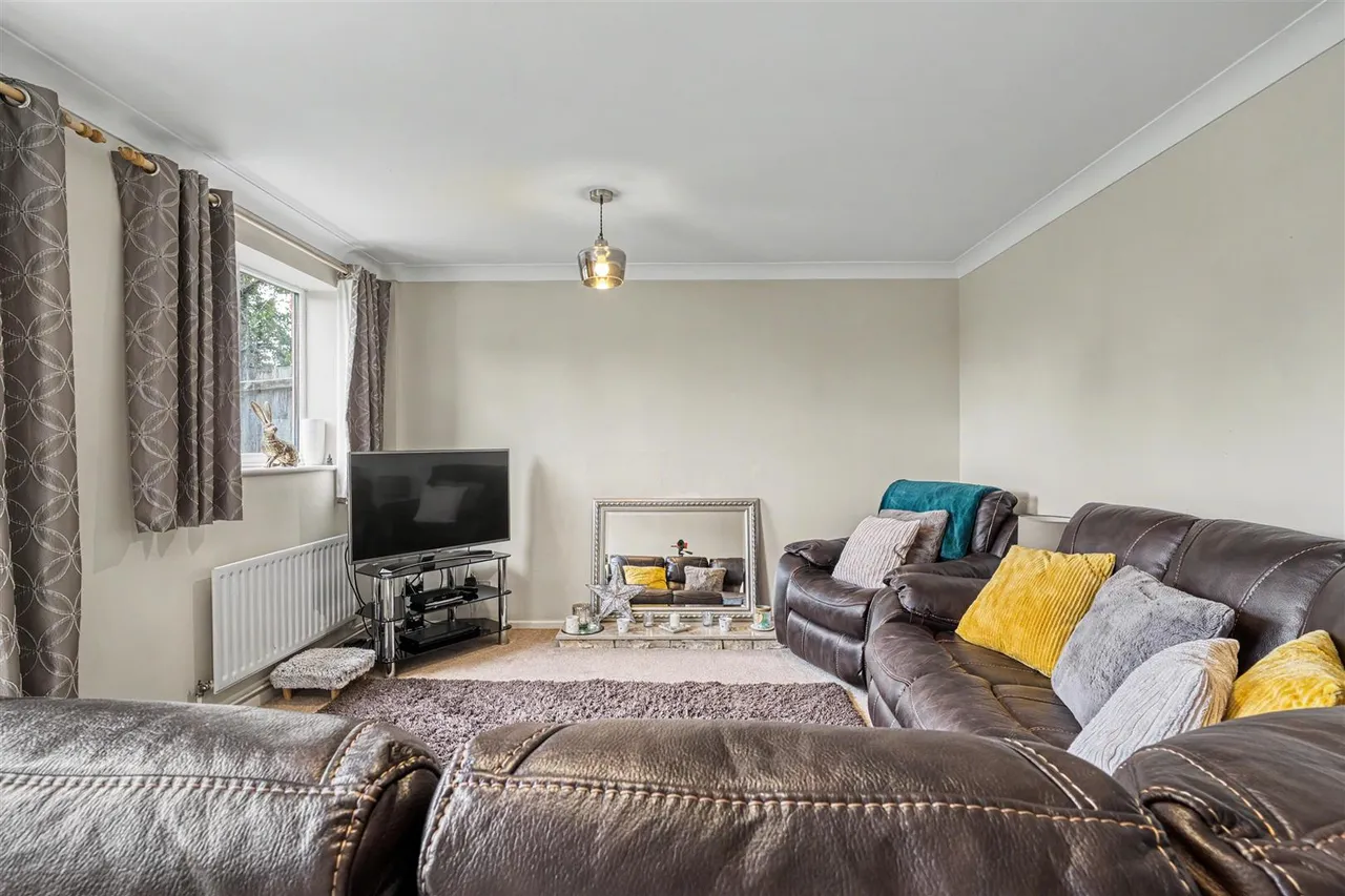 Cloverfields, Gillingham, photo 7