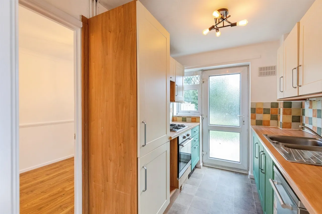 Bradfield Close, Rushden, NN10, photo 6