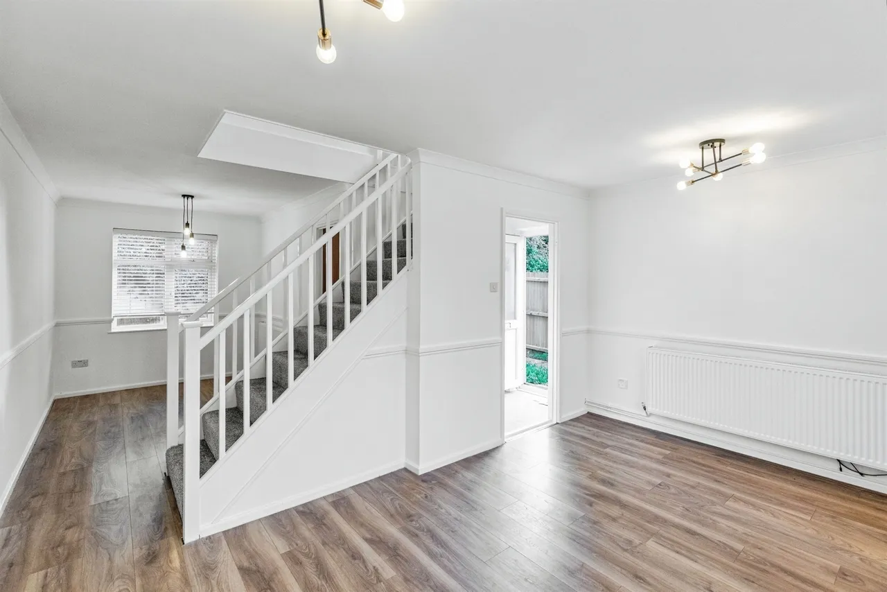 Bradfield Close, Rushden, NN10, photo 3