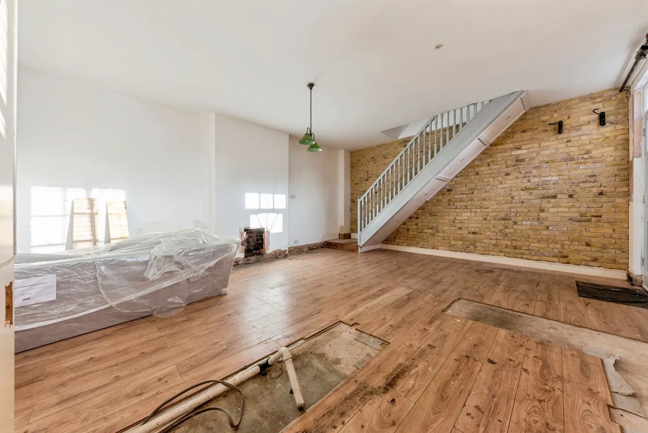 2 bed house for sale — Barrack Square, Grantham