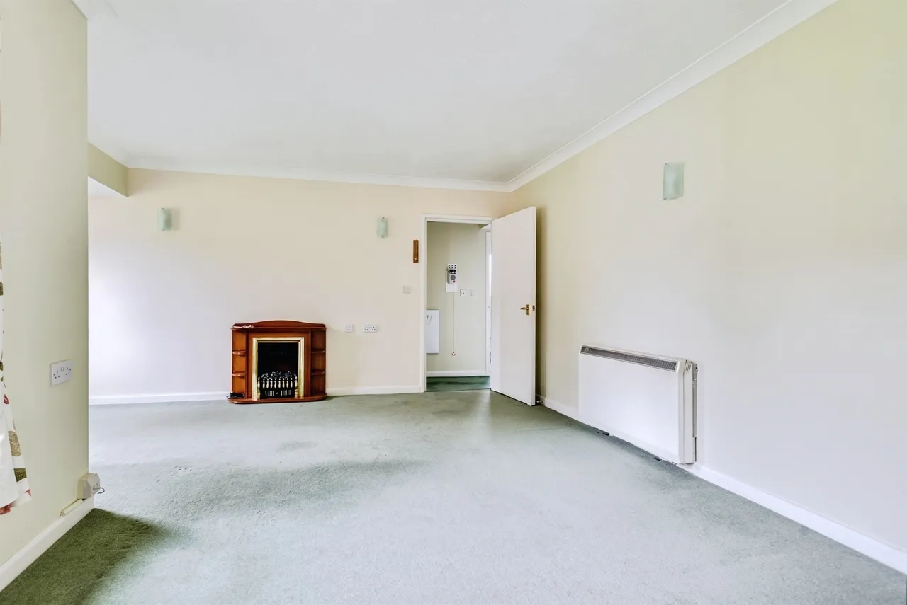 Grovelands Avenue, Swindon, SN1, photo 3