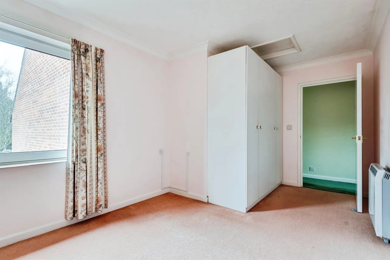 Grovelands Avenue, Swindon, SN1, photo 9