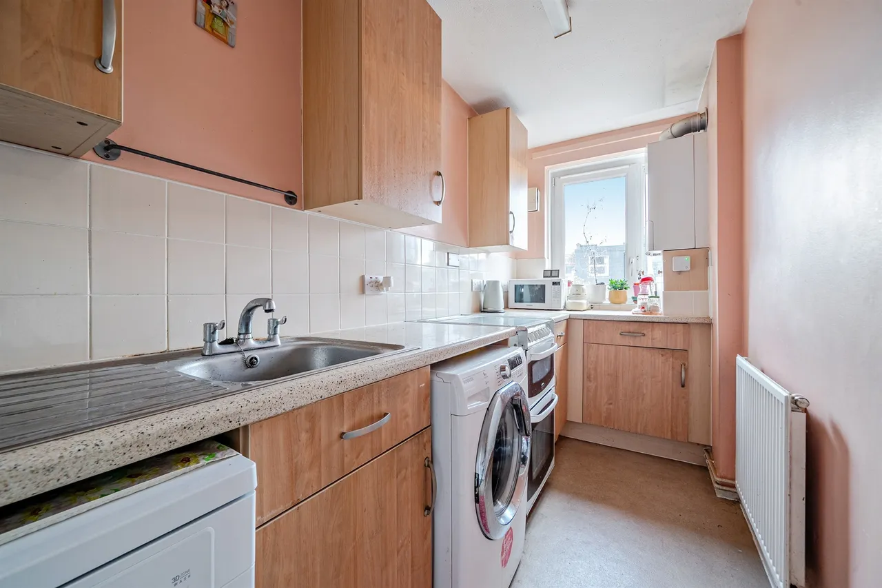 The Sandlings, London, N22, photo 13