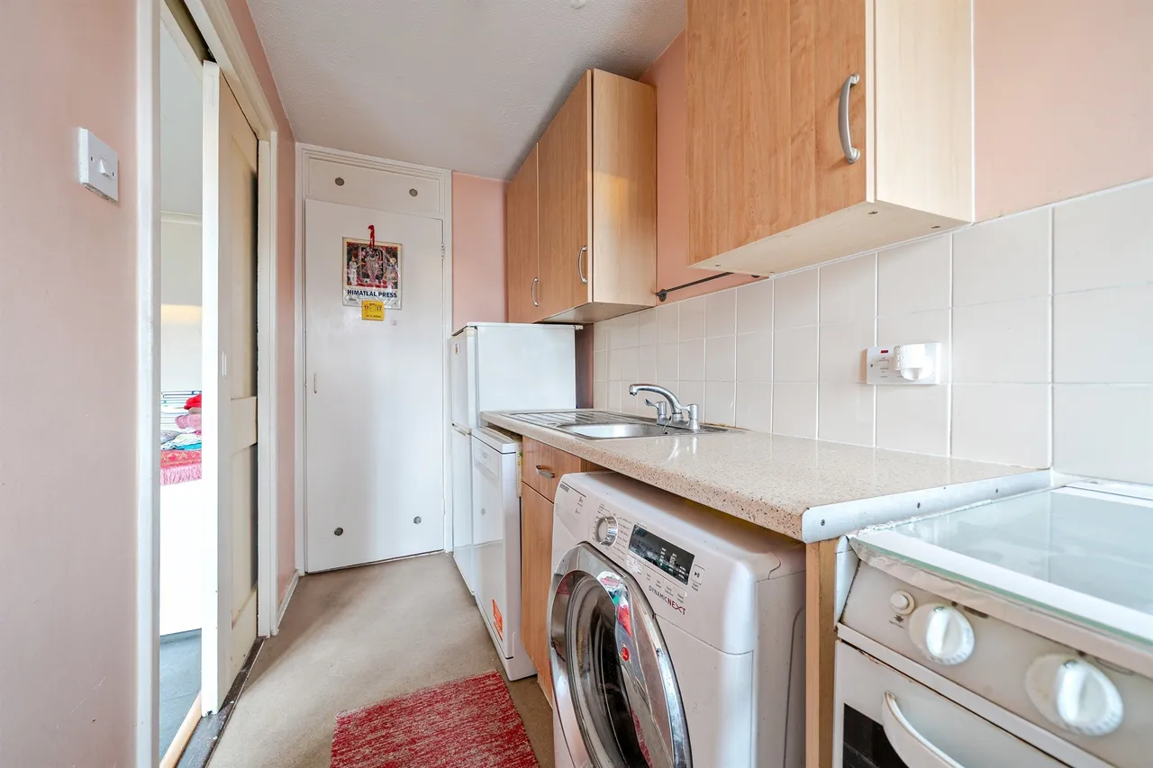 The Sandlings, London, N22, photo 11