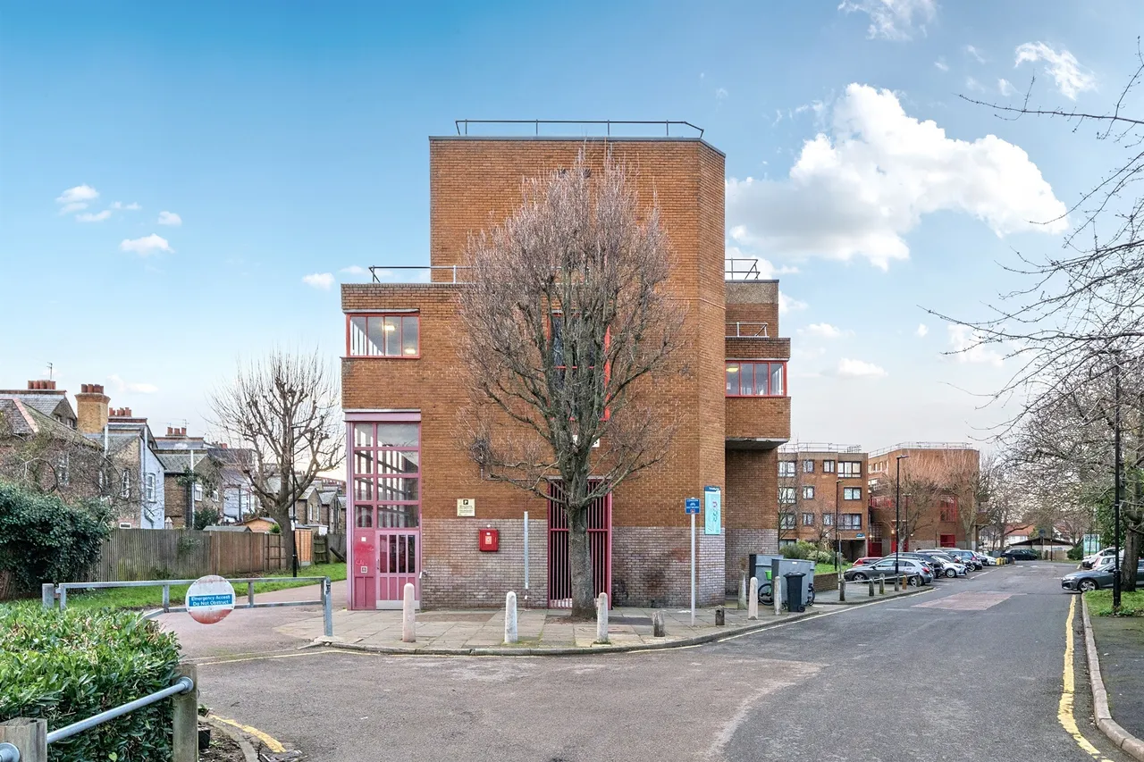 The Sandlings, London, N22, photo 15