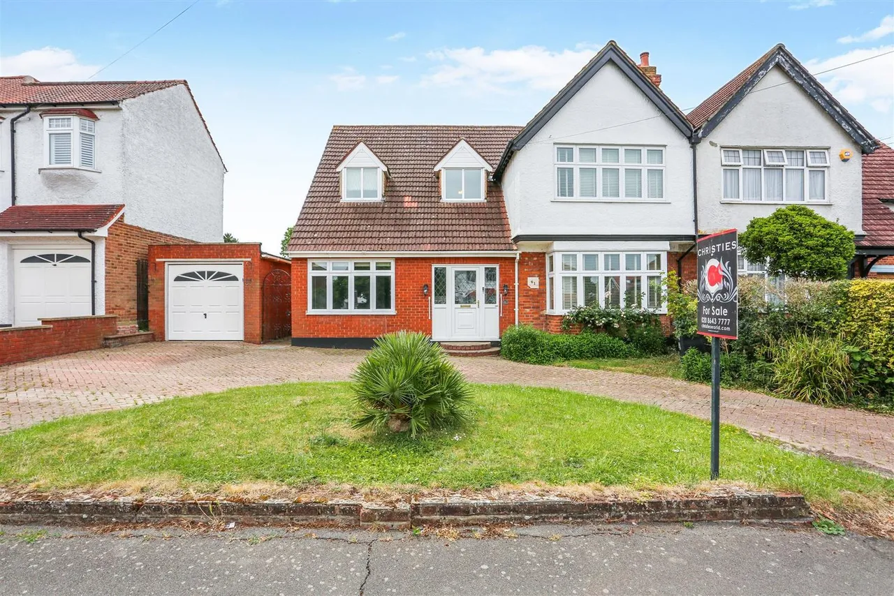 5 bed house for sale, Pollard Road, Morden, SM4