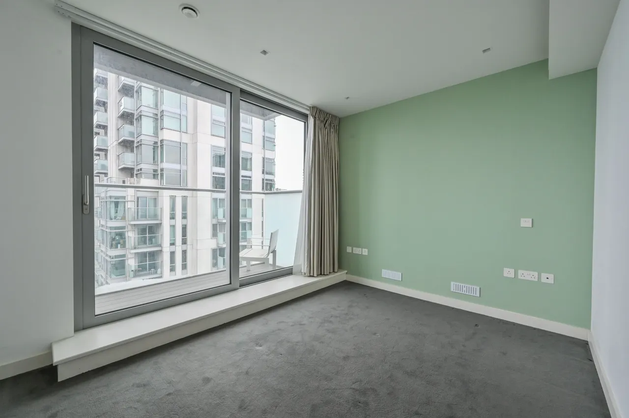 Flat 3702, 1 Pan Peninsula Square, London, photo 8