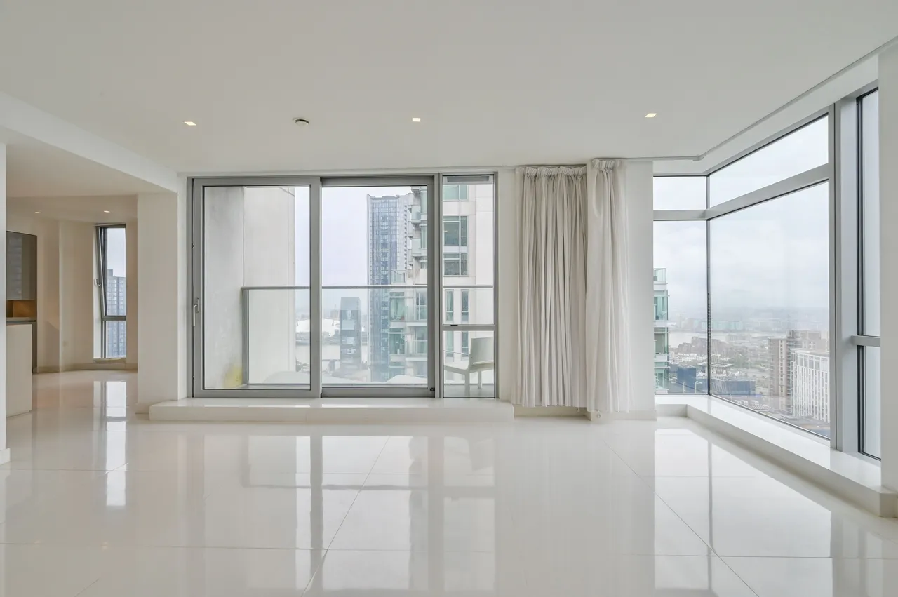 Flat 3702, 1 Pan Peninsula Square, London, photo 6