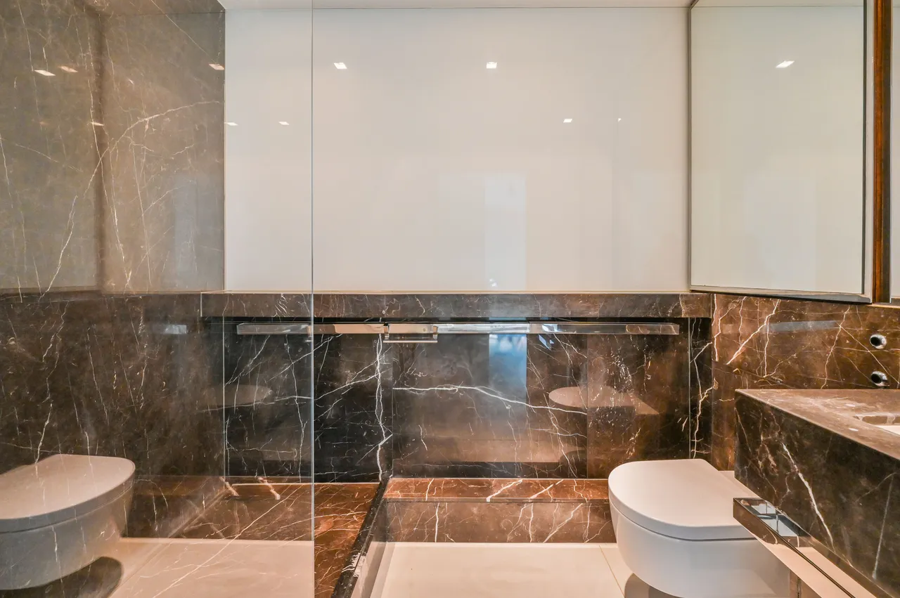 Flat 3702, 1 Pan Peninsula Square, London, photo 11