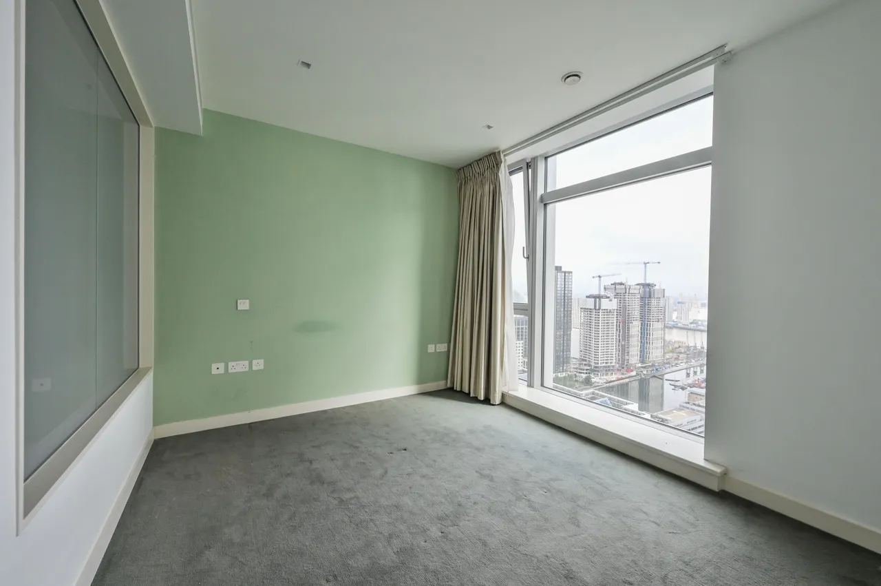 Flat 3702, 1 Pan Peninsula Square, London, photo 7