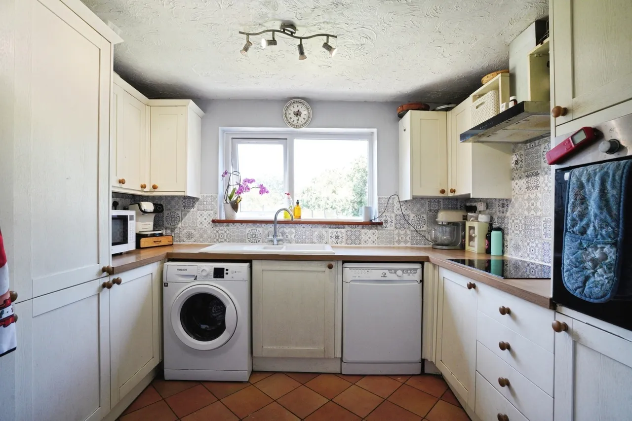 New Road, Summercourt, TR8, photo 9