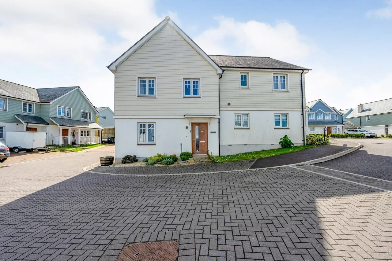 3 bed house for sale, Holbeton Gardens, Padstow, PL28
