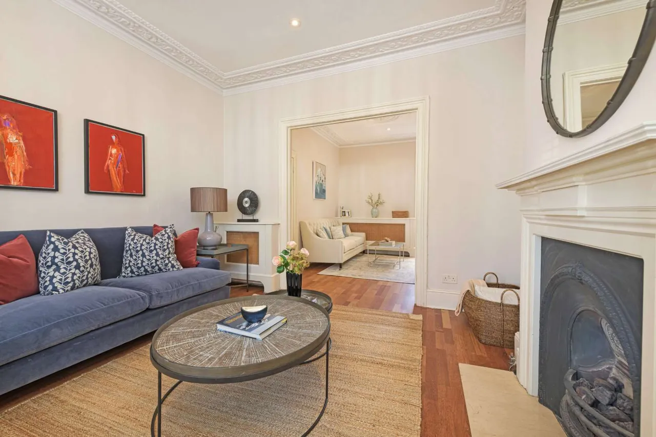 Burland Road, London, SW11, photo 2