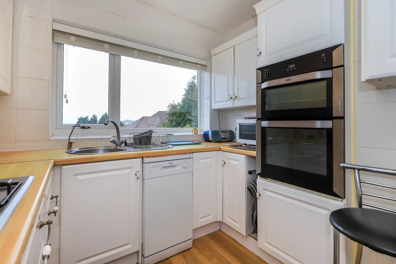 Wheathill Close, Wolverhampton, photo 8