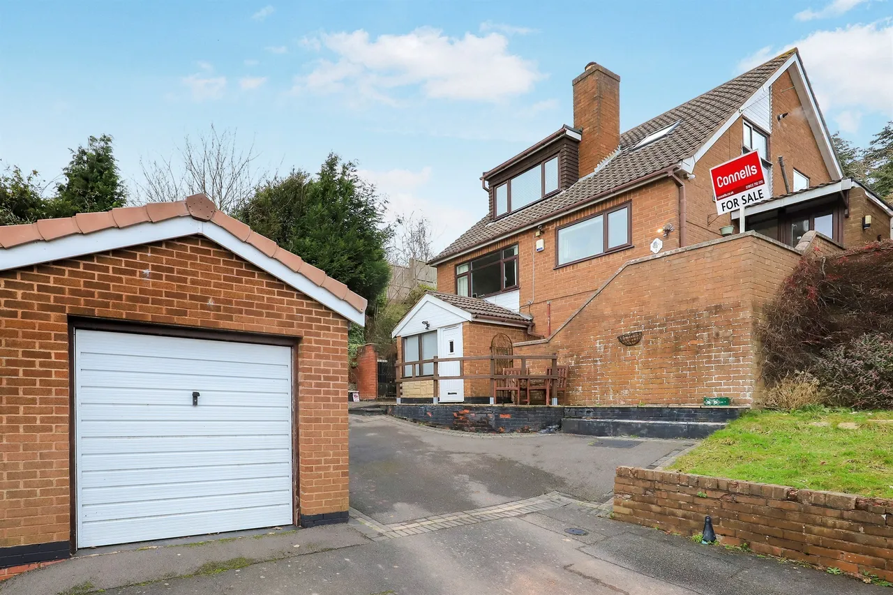 3 bed house for sale — Wheathill Close, Wolverhampton