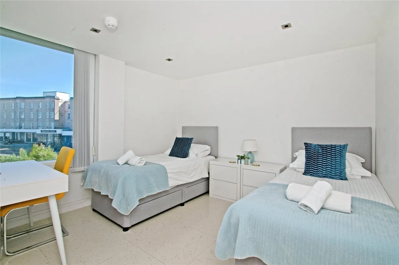 Narrowcliff, Newquay, TR7, photo 9