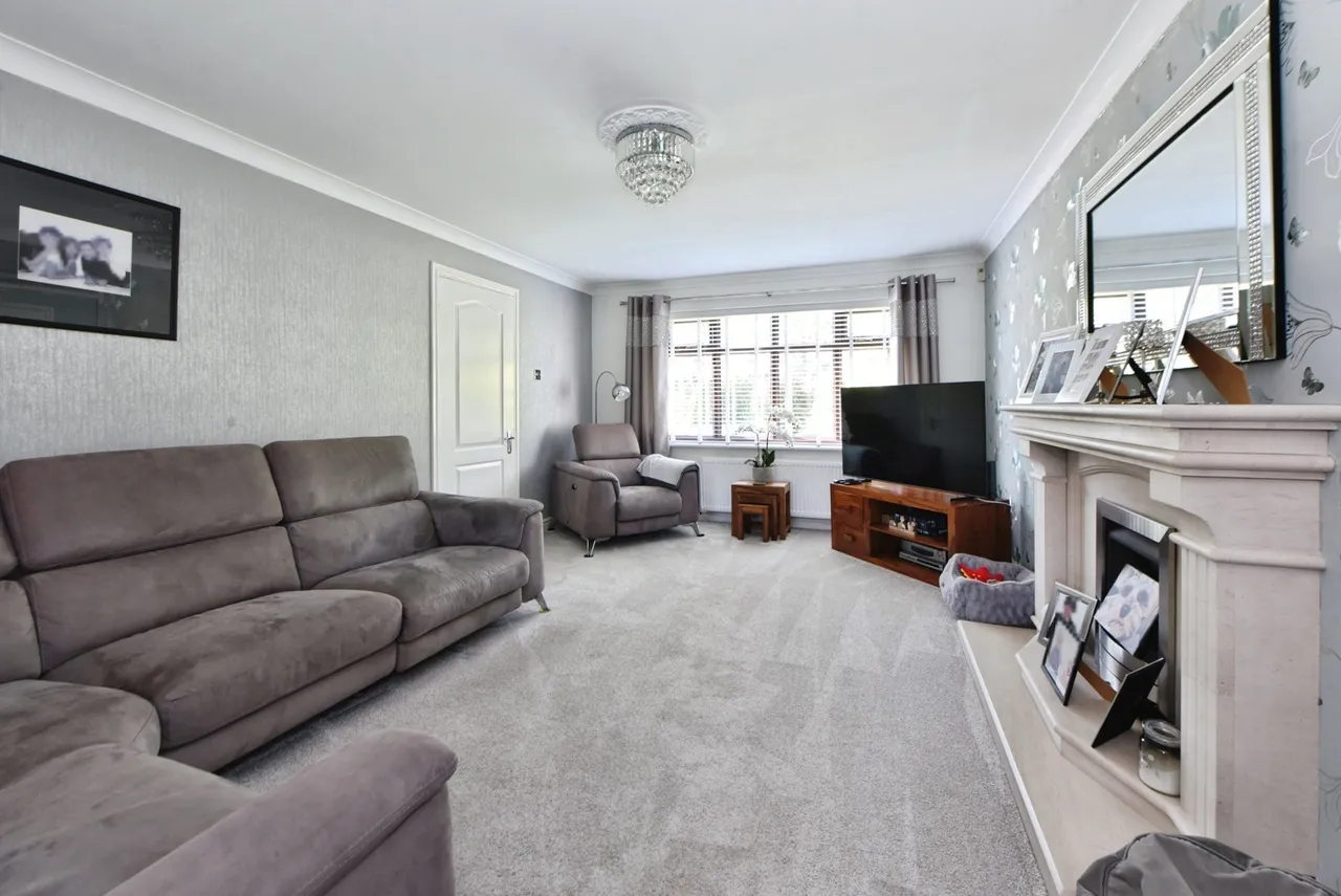 Ellerby Avenue, Clifton, Swinton, Manchester, M27, photo 2