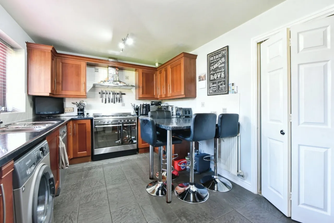 Ellerby Avenue, Clifton, Swinton, Manchester, M27, photo 5