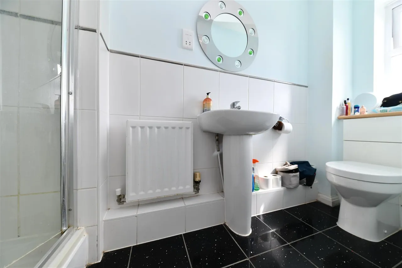 Cotswold Drive, Stevenage, Herts, SG1 6GT, photo 6