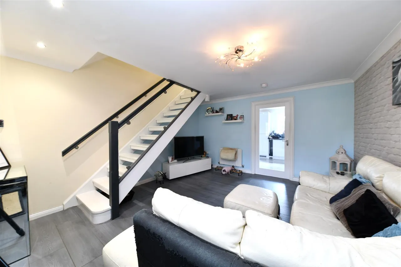 Cotswold Drive, Stevenage, Herts, SG1 6GT, photo 12