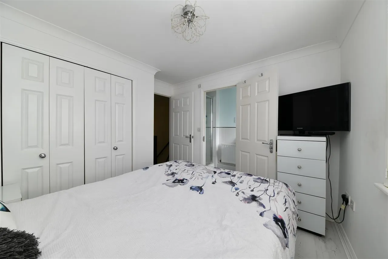 Cotswold Drive, Stevenage, Herts, SG1 6GT, photo 14