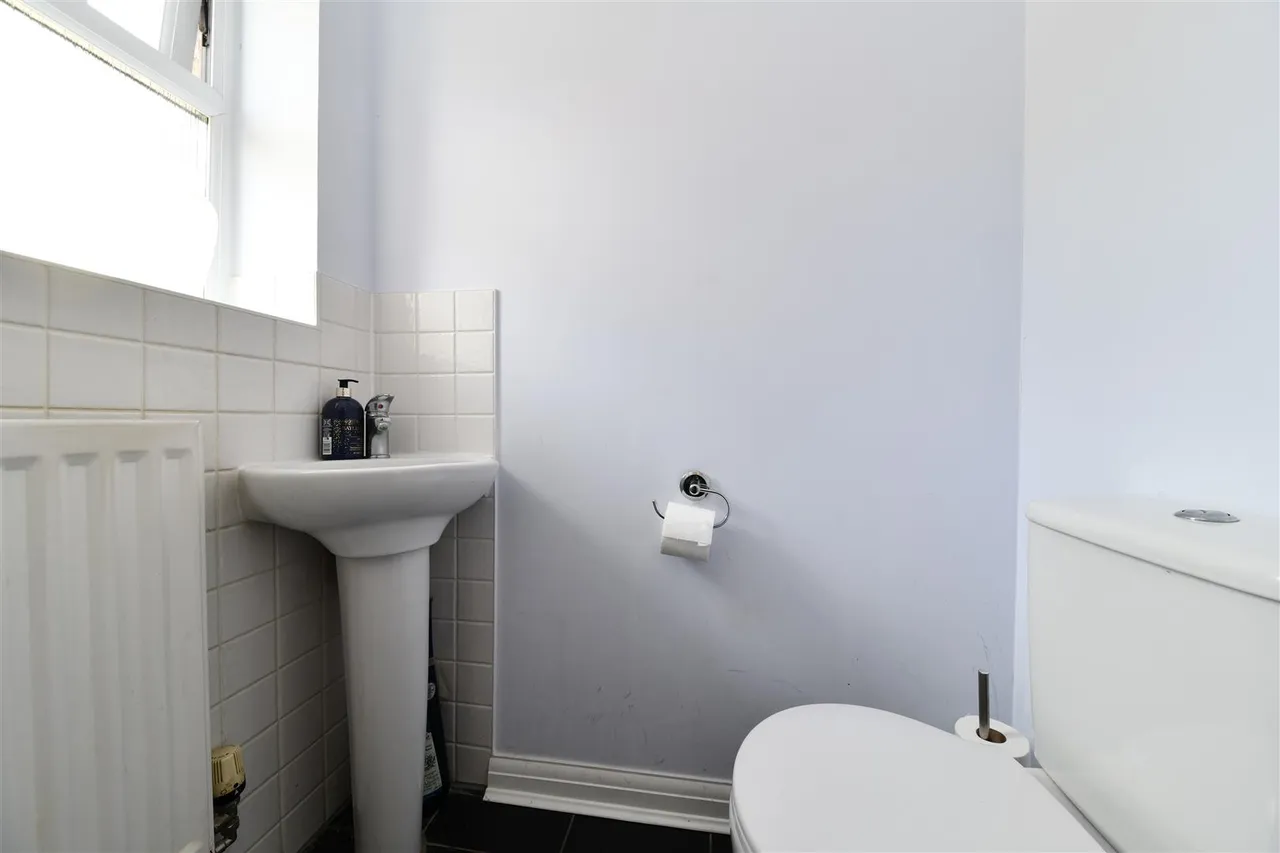 Cotswold Drive, Stevenage, Herts, SG1 6GT, photo 11