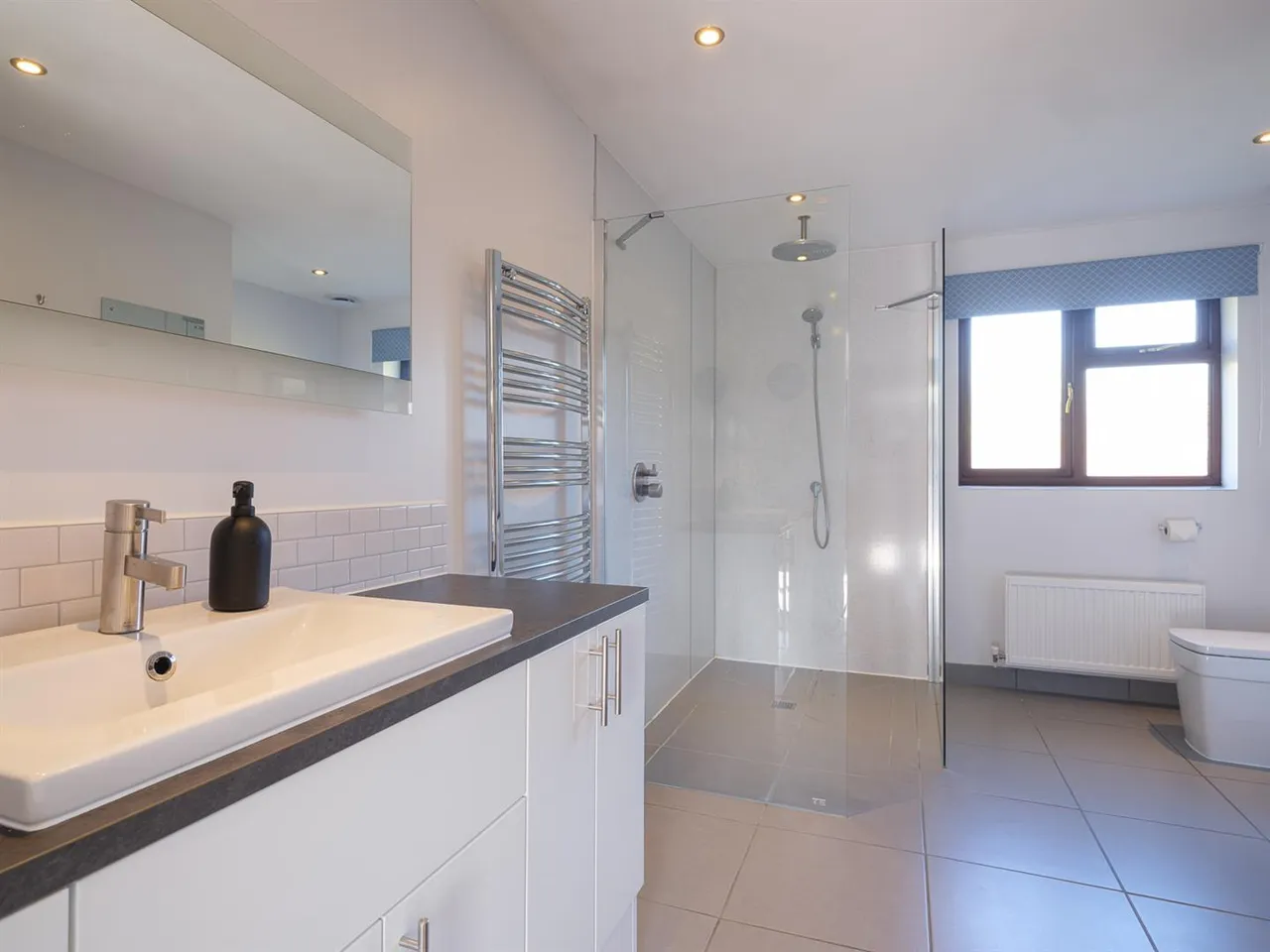 Erleigh Drive, Chippenham, photo 15
