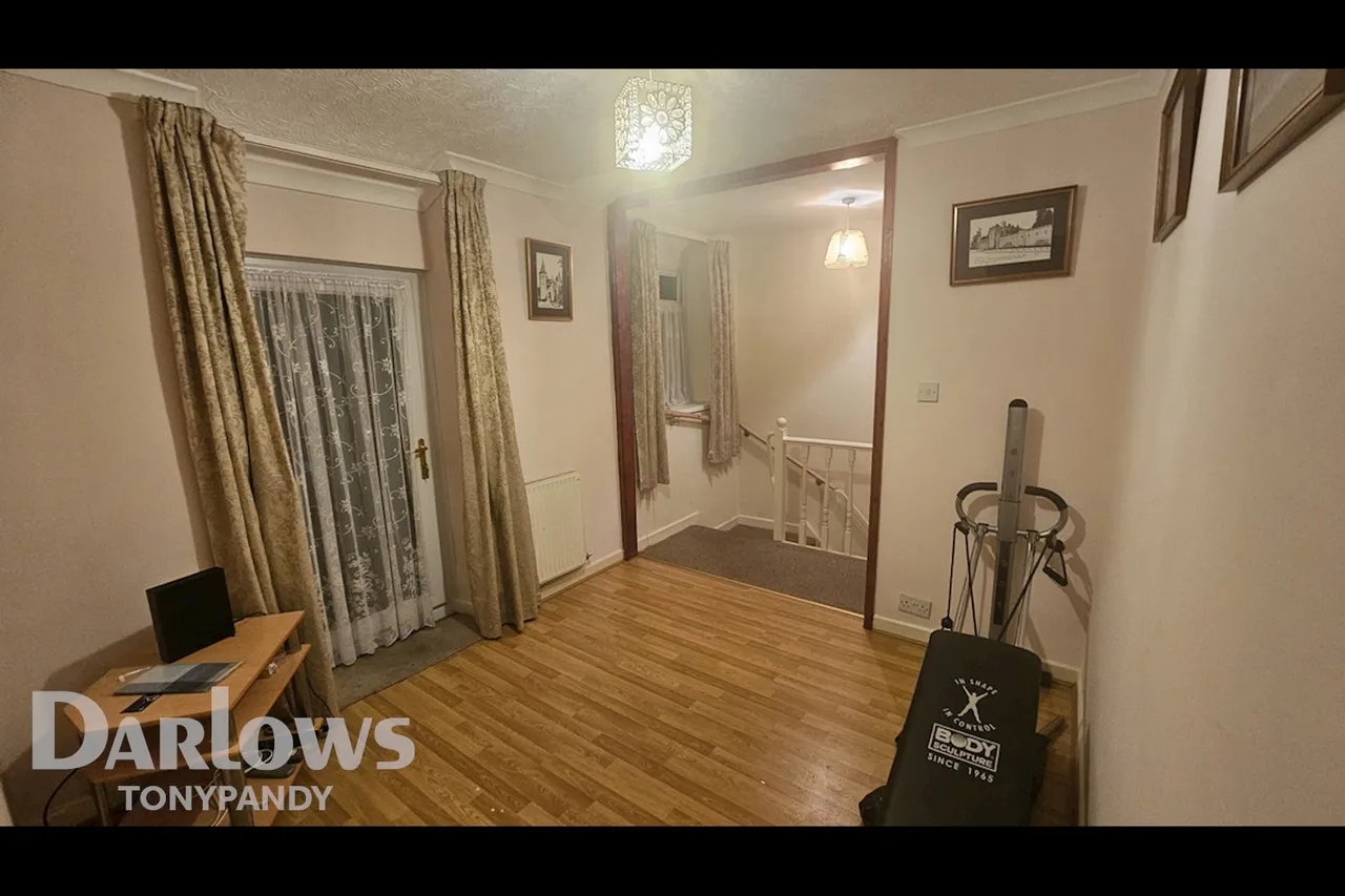 Miskin Street, Treherbert, CF42, photo 15