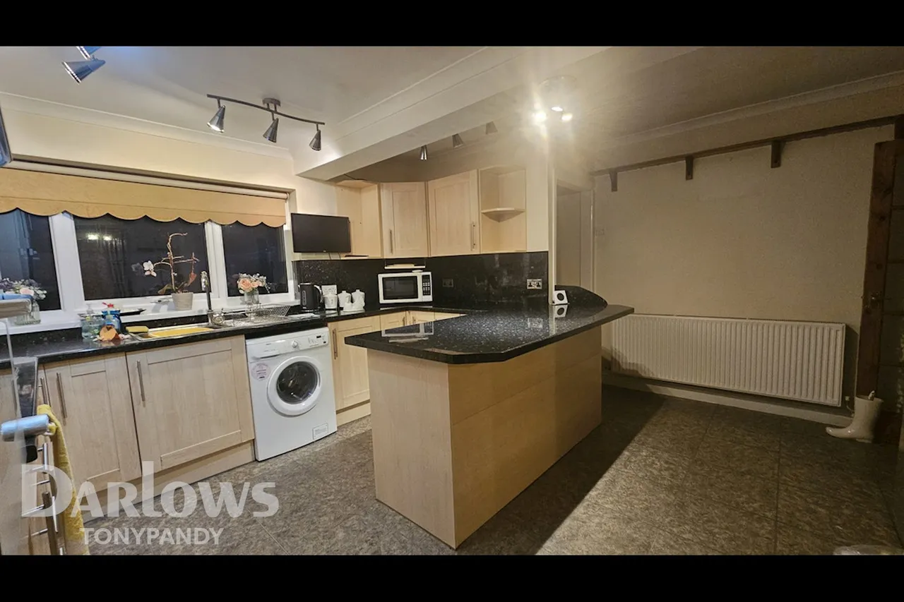 Miskin Street, Treherbert, CF42, photo 9