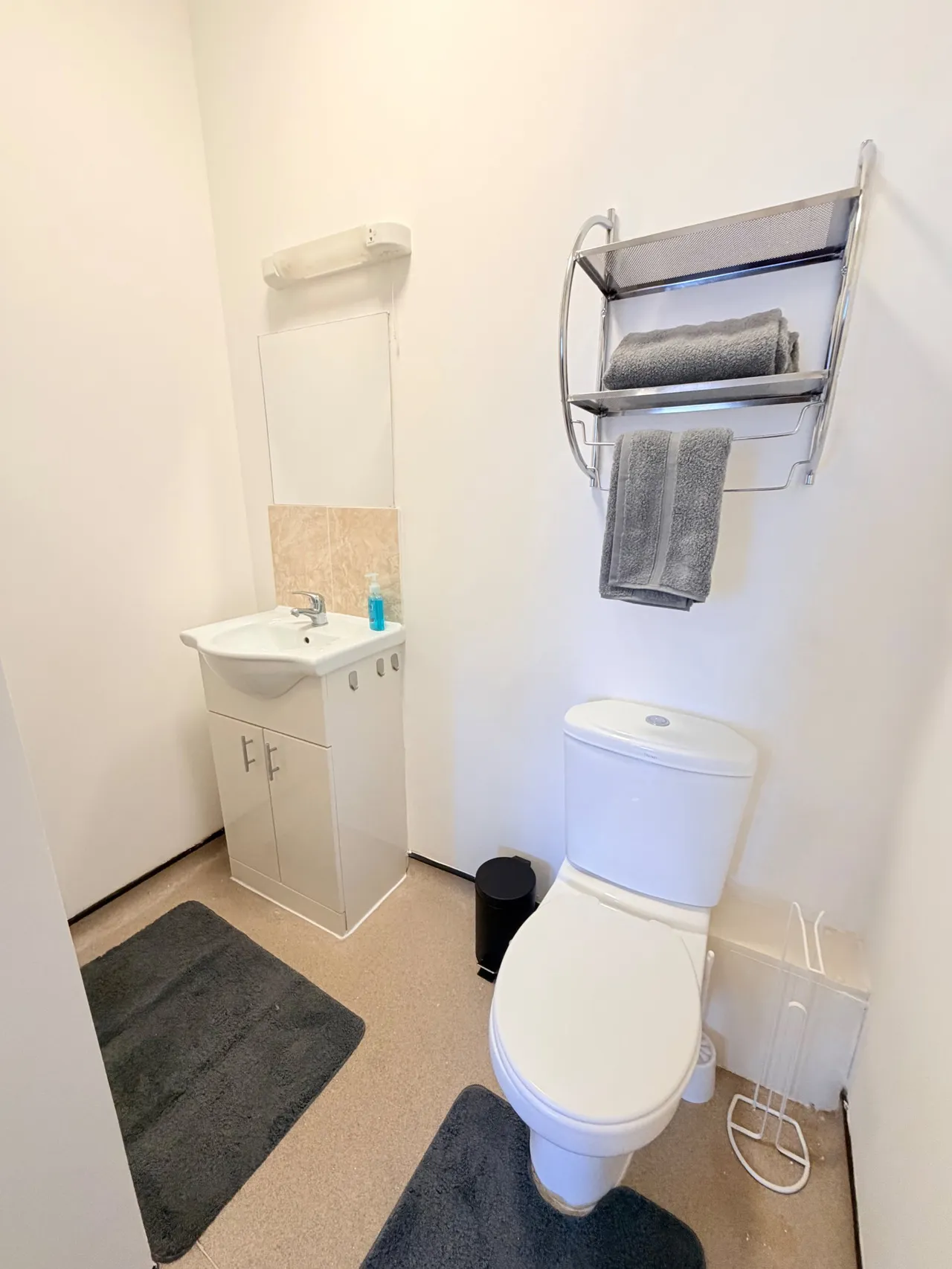 Ashdown Road, Epsom, KT17, photo 10