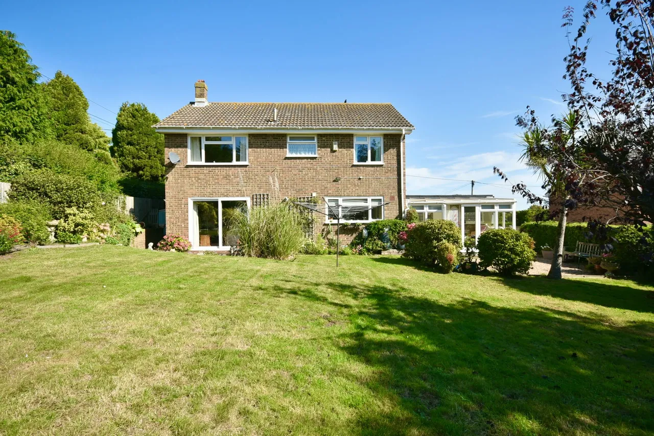 4 bed house for sale — Queensdown Road, Kingsdown