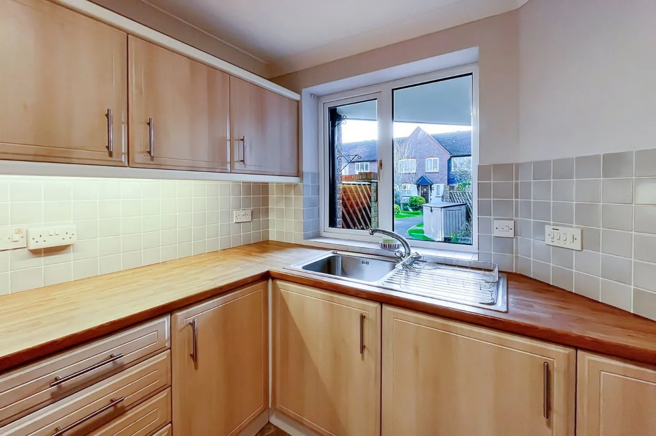Rustington, Littlehampton, BN16, photo 11